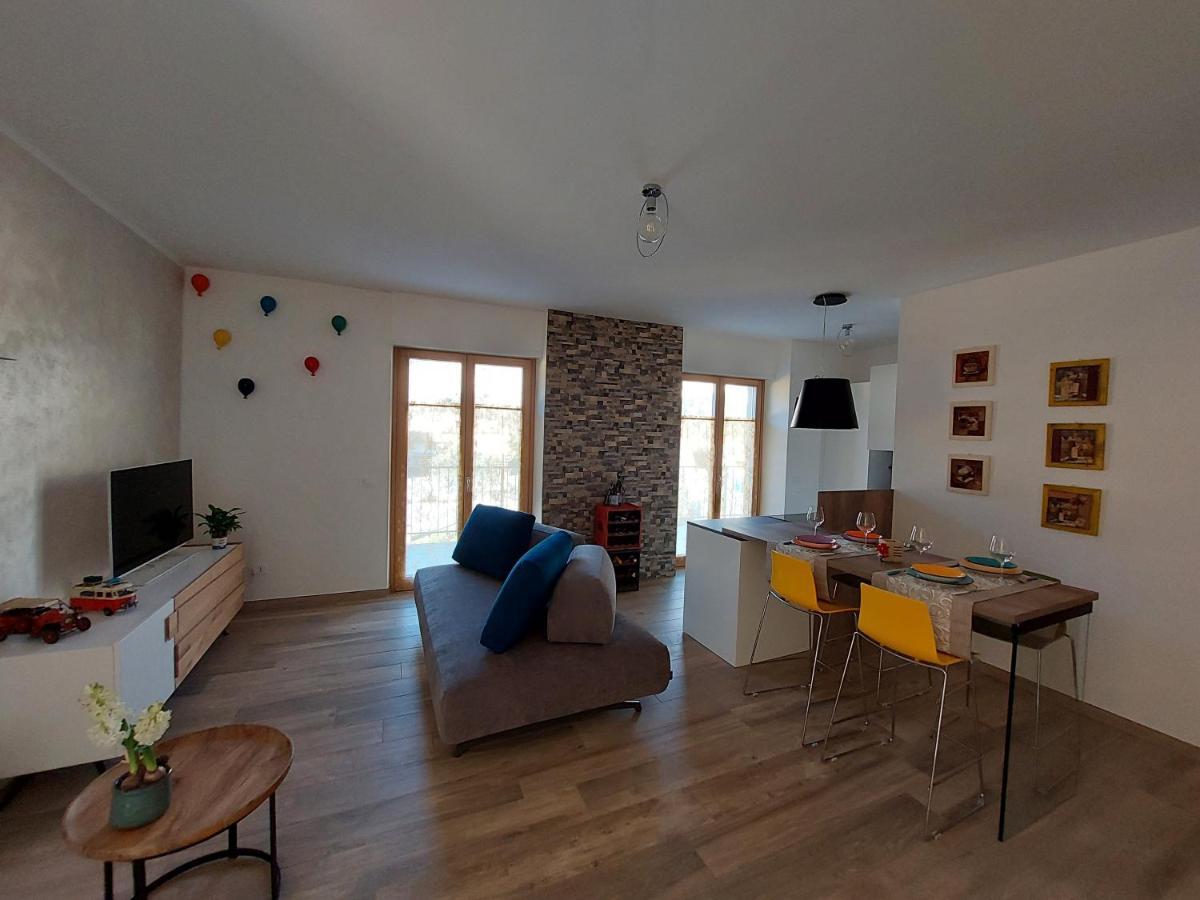 La Bougainville - Luxury Apartment Torbole Sul Garda Exterior foto